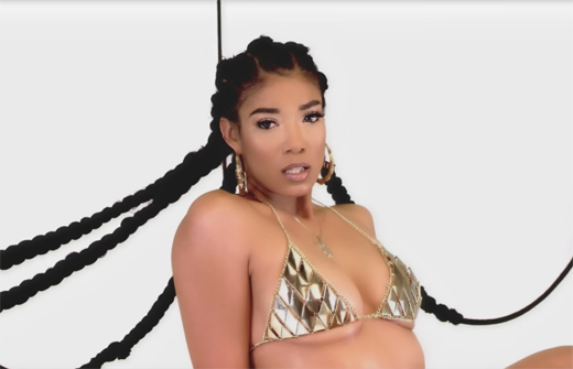 VIDEO: MILA J – NEW CRIB
