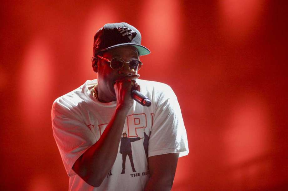 Jay Z Dedicates “The Story Of OJ” To Colin Kaepernick At The Meadows Festival