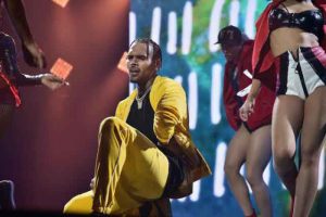 Download Chris Brown – Go Off