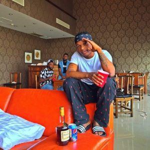 Download Wizkid - Soco