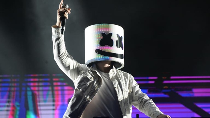 Marshmello - Light Up Ft. Chris Brown & Tyga