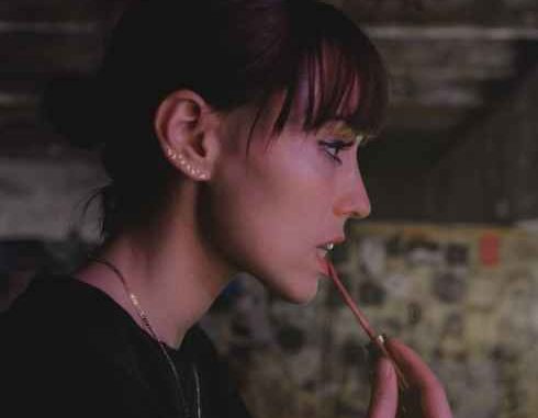 Sasha Sloan – Thoughts