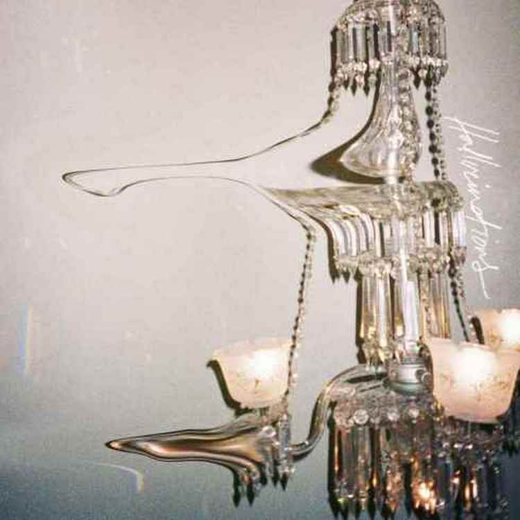 PVRIS – Hallucinations