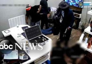 Video of Lil Baby, Kodak Black & Etc Jeweler Robbed at GunPoint of $4 Million