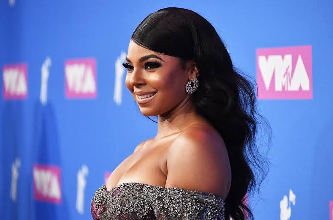 Ashanti Says She Was STUCK to Ginuwine during a lap dance Ashanti Says She Was STUCK to Ginuwine during a lap dance