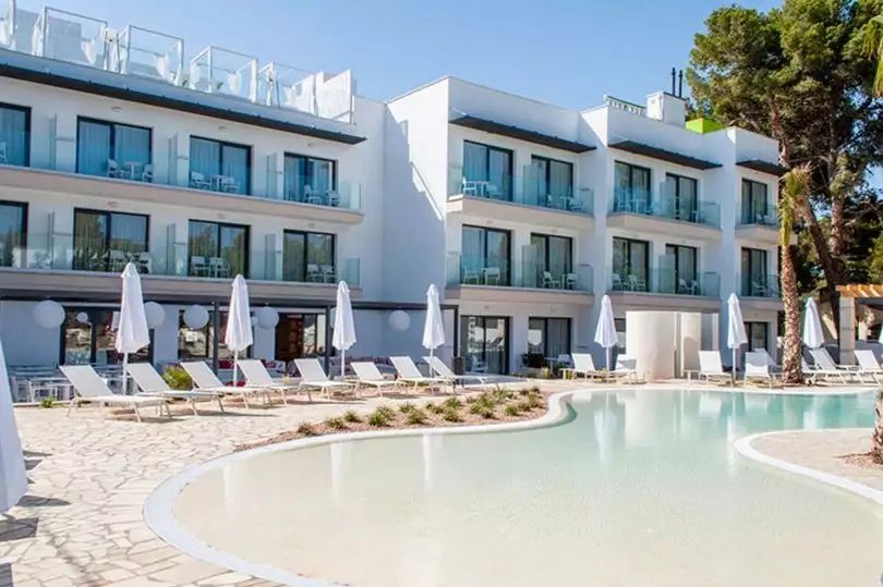 Women only Luxury Hotel Opens In Spain: No Men Allowed Women only Luxury Hotel Opens In Spain: No Men Allowed