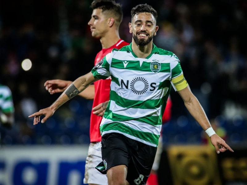 Manchester United signing Bruno Fernandes £68m Manchester United signing Bruno Fernandes £68m