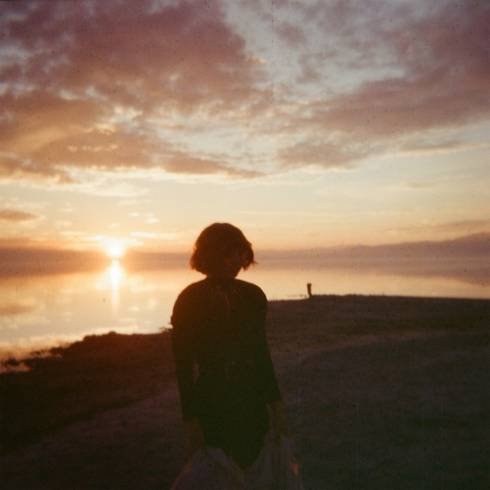 Ella Vos – Mistakes, they catch up mp3 download 