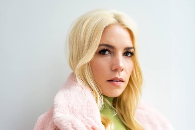 Skylar Grey - Dark Thoughts (mp3 download)