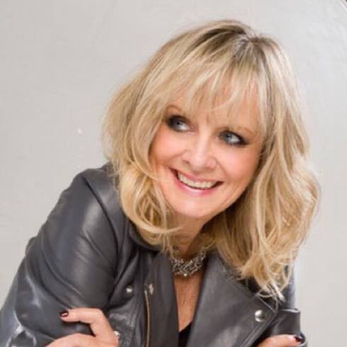 Twiggy Originally Didn’t Want The Haircut That Made Her Famous