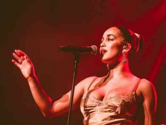 Jorja Smith - Come Over Ft. Popcaan (download)
