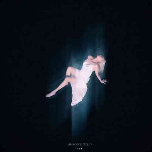 NIKI – MOONCHILD Album (download)
