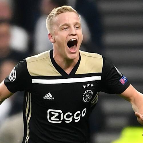 Donny Van De Beek Set To Pick No.34 Shirt For Manchester United As Tribute Appie Nouri