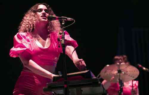 Empress Of x Amber Mark - You’ve Got To Feel (download)