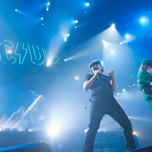 AC/DC - Shot In The Dark (download)