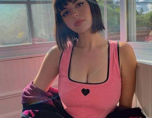 Rebecca Black – Girlfriend (download) Rebecca Black – Girlfriend (download)