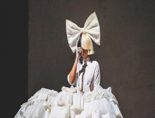 Sia Apologizes To The Autism Community