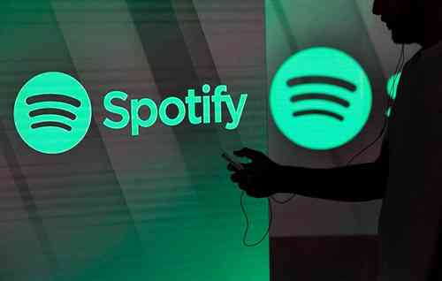 Spotify reveals Facebook in-app music player
