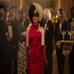 Cruella Director Wants Emma Stone And Emma Thompson To Return For A Sequel