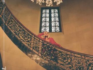 Olivia Holt – Next (download)