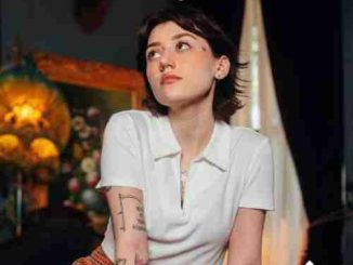 Kailee Morgue – Butterflies (download)