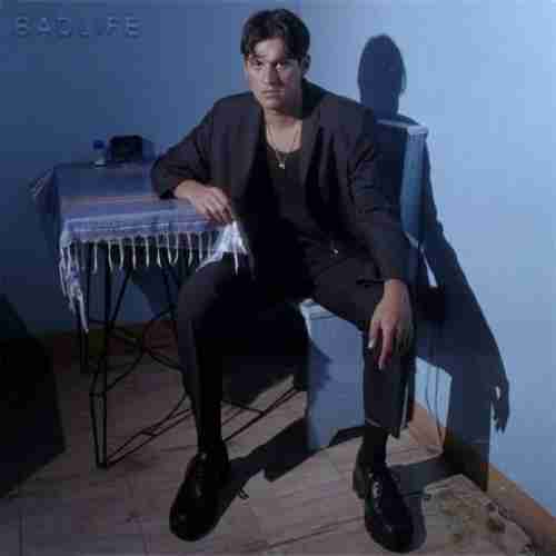 Omar Apollo x Kali Uchis – Bad Life  (download)