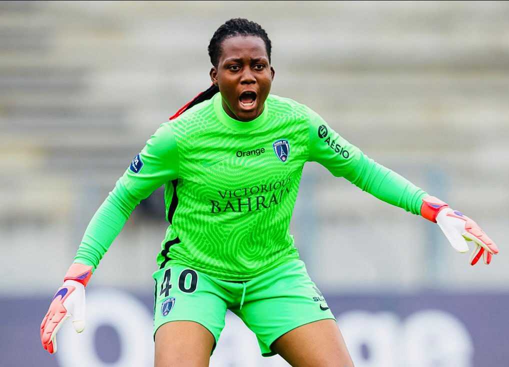 Super Falcons goalkeeper, Chiamaka Nnadozie wins top award in French Women league