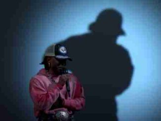 KENDRICK LAMAR PERFORMS 3 SONGS ON SNL